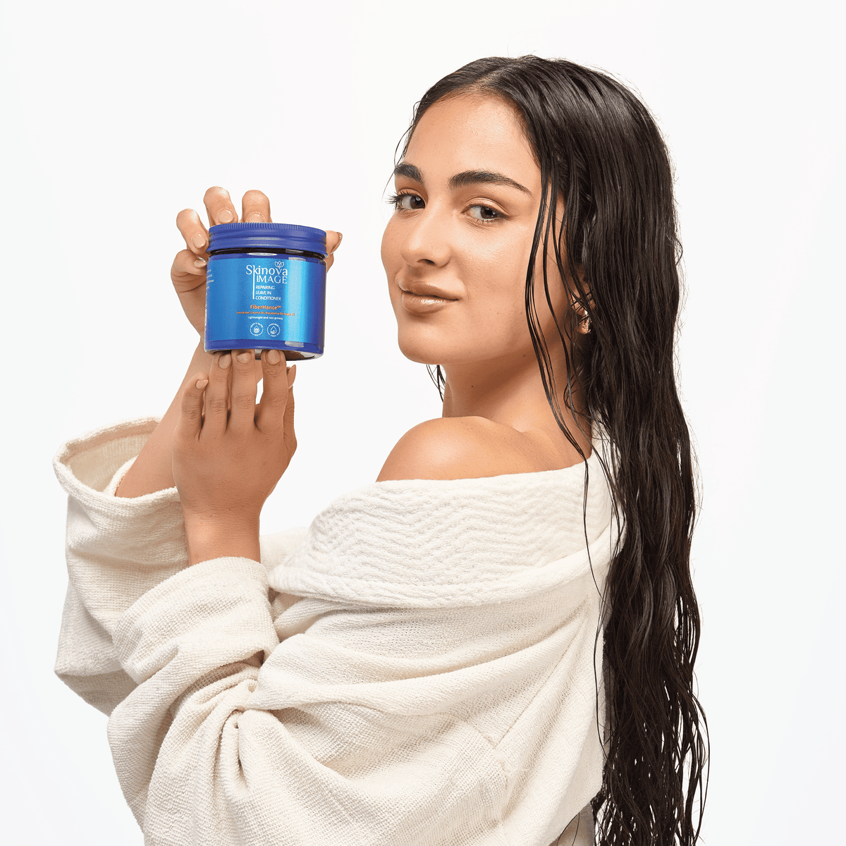 SKINOVA IMAGE REPAIRING LEAVE IN CONDITIONER 250ml